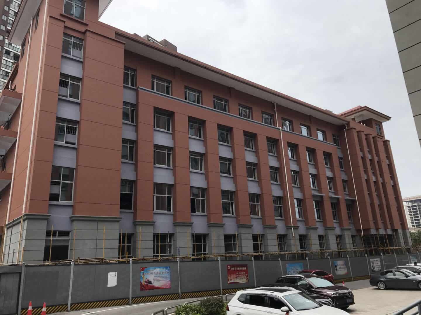 長(cháng)沙市(shì)口腔醫(yī)院